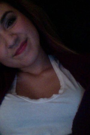 Dompte-moi avec tendresse et fais de moi ta soumise Élodie - rencontre-Soumise-Istres