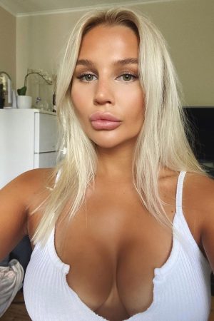 Zélia - rencontre-Milf-Besançon