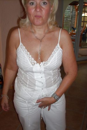 Chantal - rencontre-Dominatrice-Nîmes