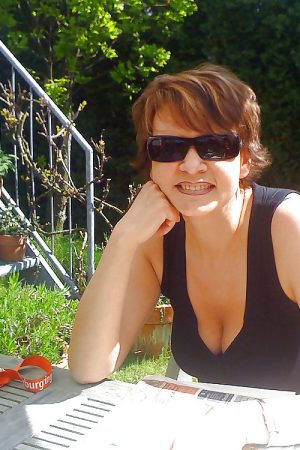 56 ans et toujours affamée Mireille - rencontre-Cougar-Aulnay-sous-Bois