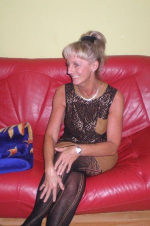 Au bénéfice du doute Valentine - rencontre-Dominatrice-Avignon
